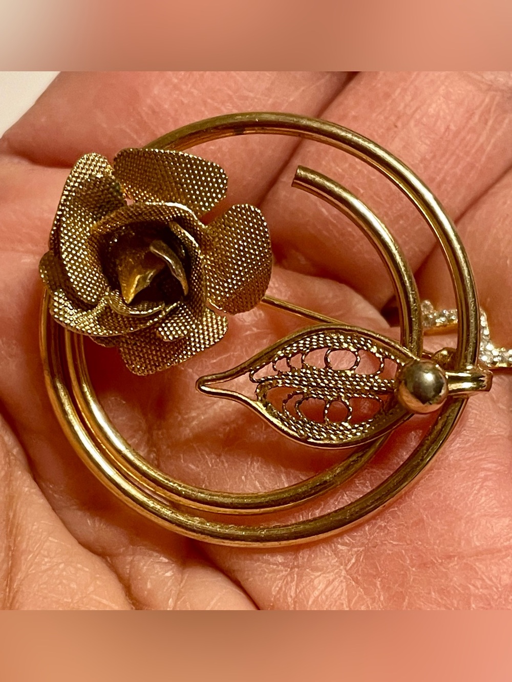 Sarah Coventry Gold-Tone Rose and Leaf Brooch